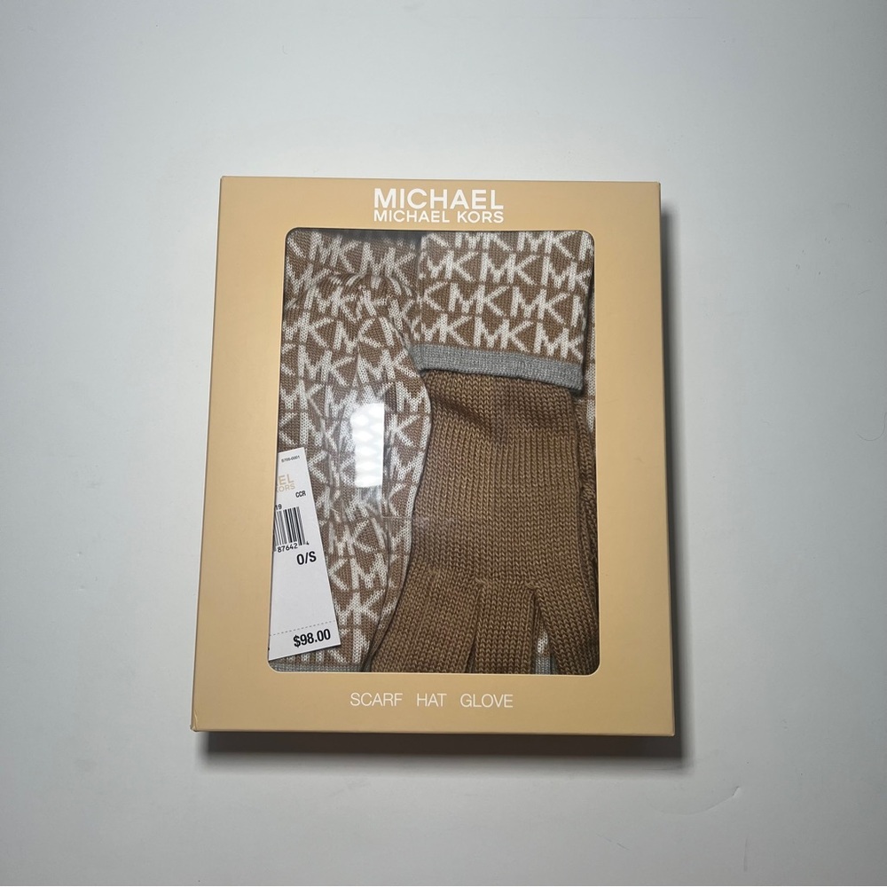 Michael Michael Kors Scarf Hat Glove